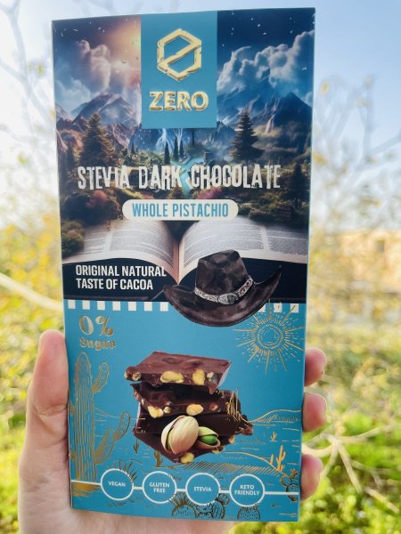 لوح شوكولاته زيرو دارك مع قطع البستاشيو محلاه بالاستيفيا 85غم