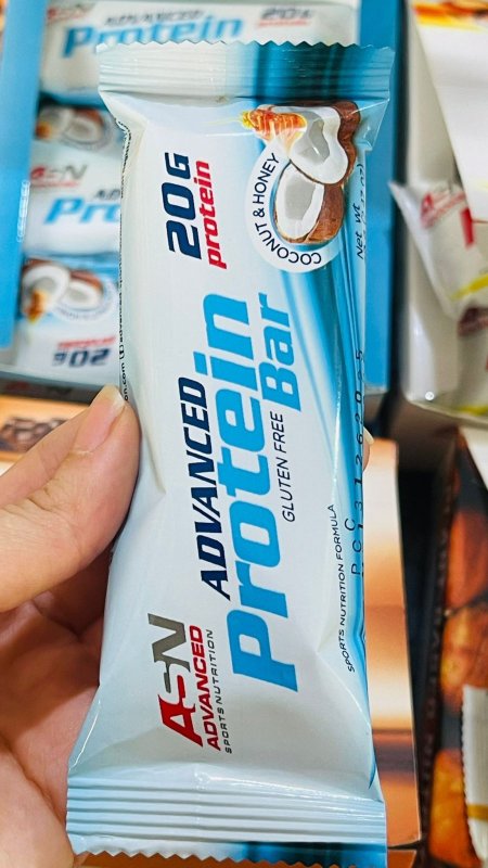 بروتين بار بطعم جوز الهند 20غم بروتين خالي من الجلوتين بدون سكر مضاف