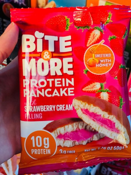 بان كيك Bite &more بحشوة الفراولة عالي البروتين بدون سكر مضاف ✨