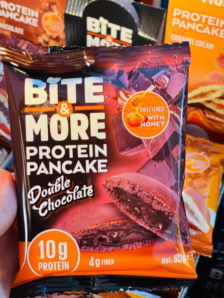 بان كيك Bite & more بكريمة الشوكلاته عالية البروتين بدون سكر مضاف
