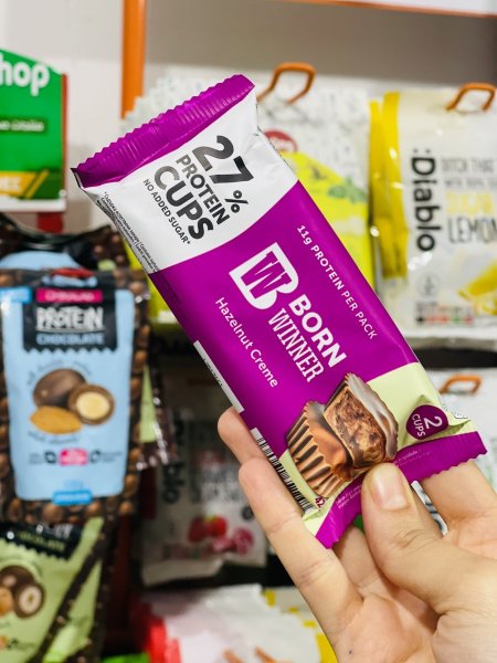 ويفر cups بورن وينر بنكهة الكاكاو وحشوة كريمه البندق خالي من السكر المضاف 42 غم