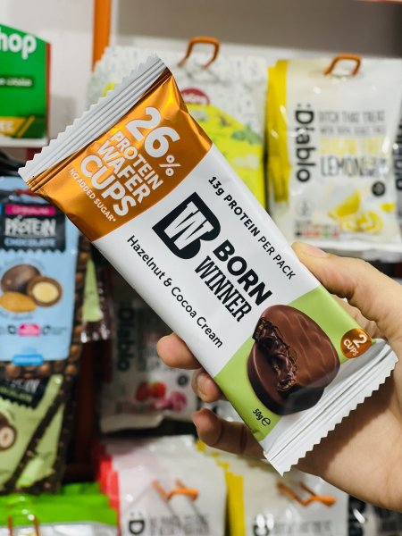 ويفر cups بورن وينر بحشوة كريمة البندق والكاكاو بدون سكر مضاف 50غم