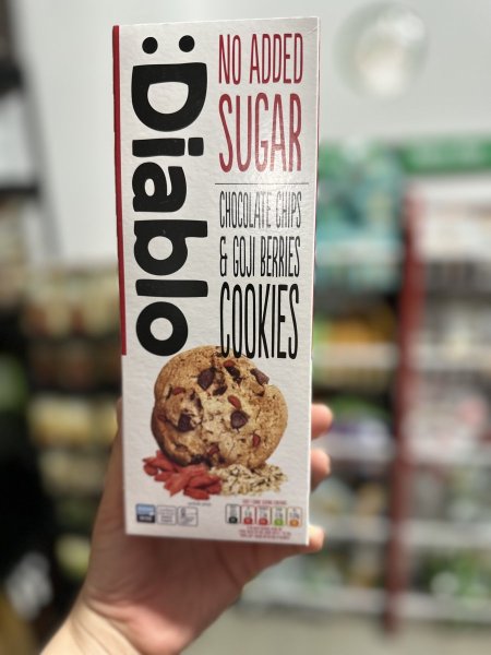 كوكيز ديابلو مع التوت الغوجي