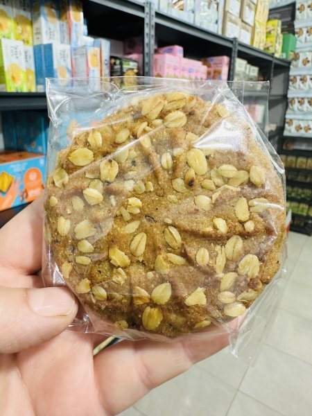 كوكيز الشوفان عالي الألياف بالعجوة بدون سكر مضاف بدون محليات