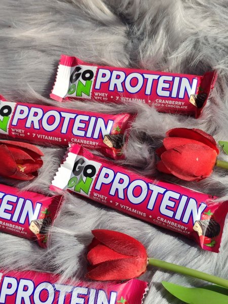 بروتين بار بنكهة الكرانبيري قليل السكر