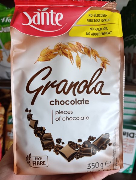 جرانولا سانتي بالحبوب الكامله مع قطع الشوكلاته بدون سكر